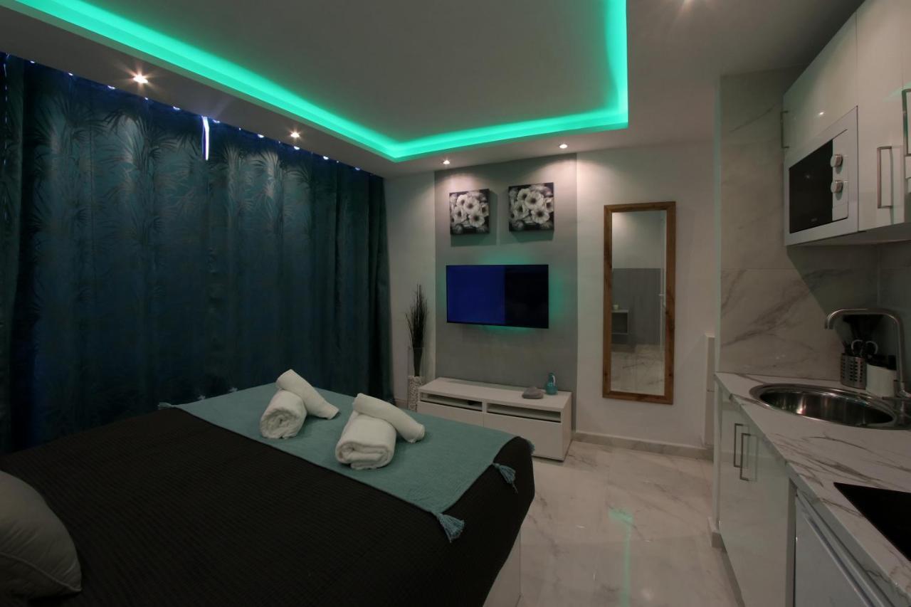 Modern Studio With A Sea View And Pool Access Ponderosa 801 Playa de las Américas Exterior foto