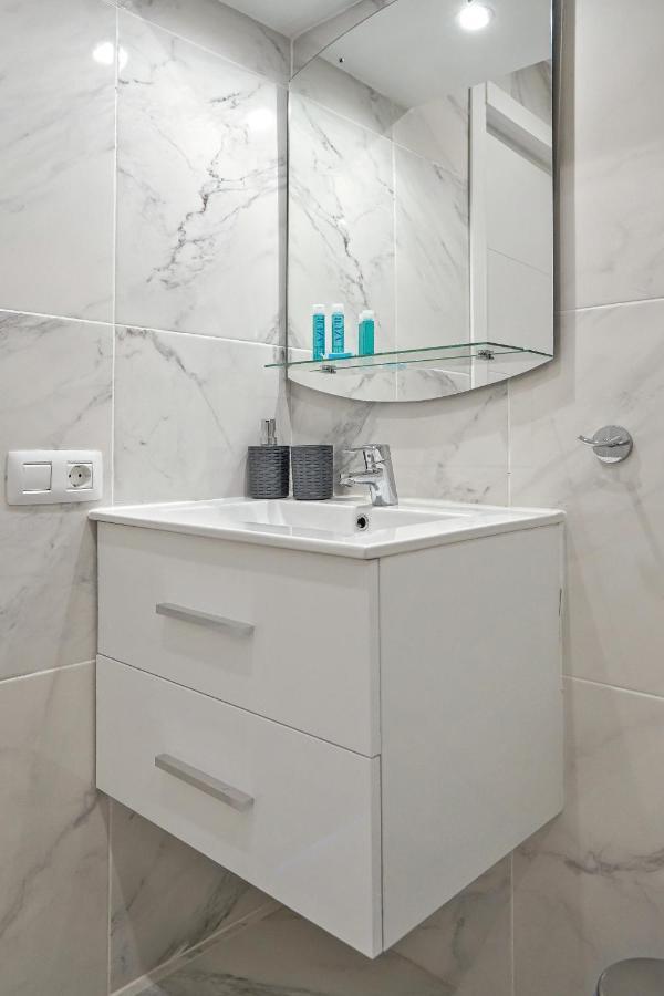 Modern Studio With A Sea View And Pool Access Ponderosa 801 Playa de las Américas Exterior foto